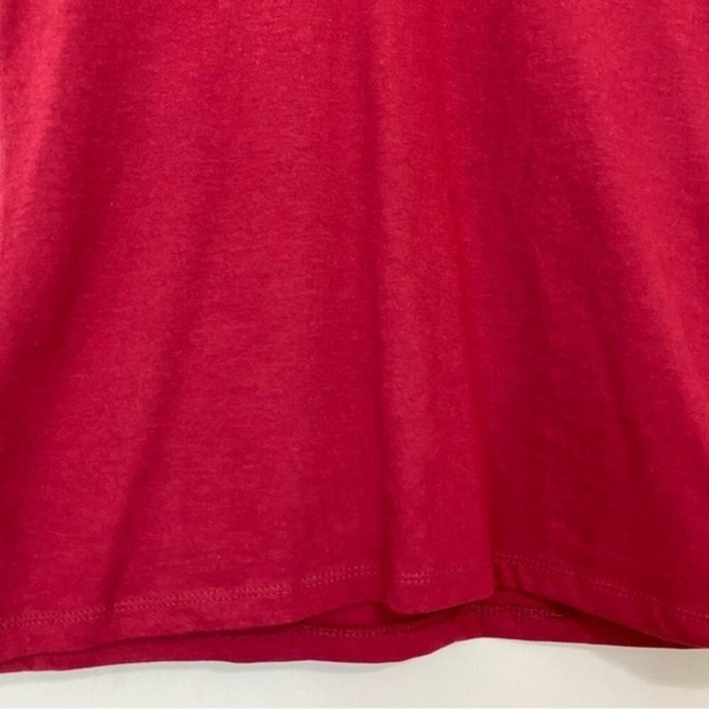 Fruit of the Loom Women’s Short Sleeve V Neck Tee Shirt Maroon NWOT - Picture 3 of 7